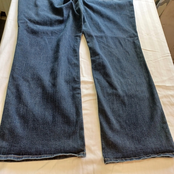 Lane Bryant Women's Jeans 22R Bootcut - Picture 9 of 15